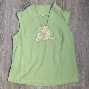 Sleeveless Blouse with Floral Patch